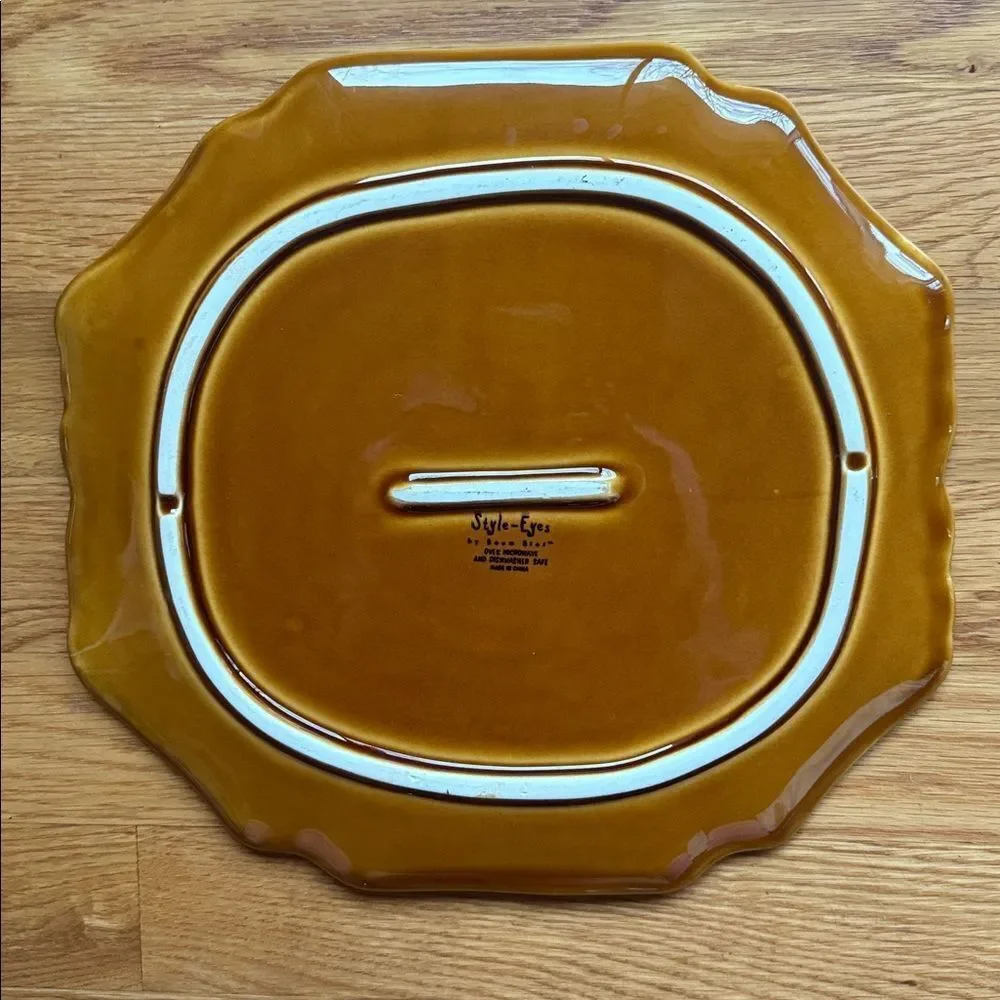 Style-Eyes by Baum Bros Elegant Brown Ceramic Dinner Plate!